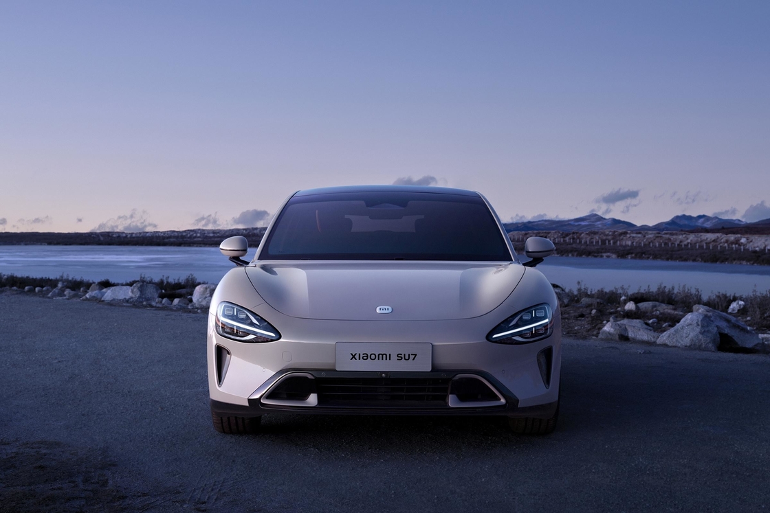 XIAOMI SU7 Sedan AWD All Wheel Drive SUV điện 800km 101kWh PS 495kw/838nm R19