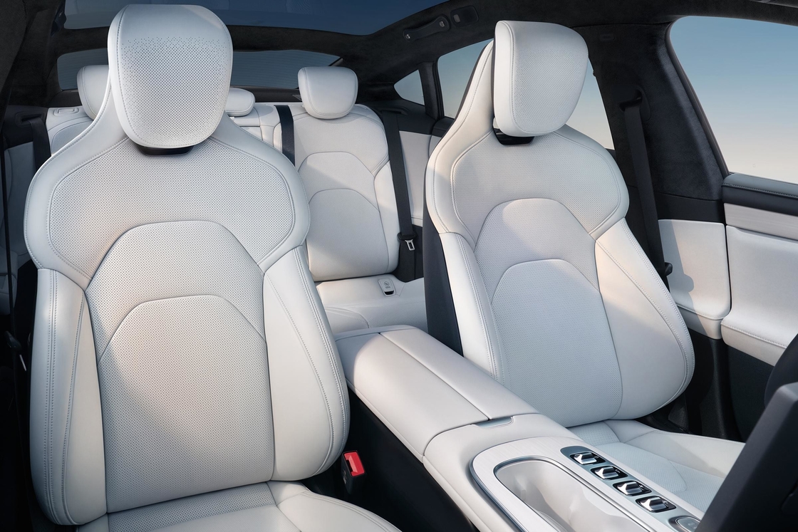 Loại xe sedan thời trang Xiaomi Xe điện SU7 Với cảm giác chuyển động mạnh mẽ