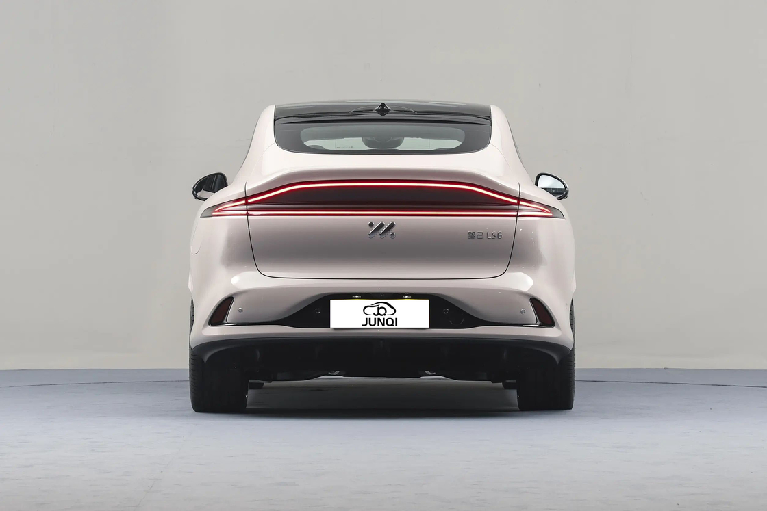 Zhiji IM Electric Car LS6 Sport 4 cửa 5 chỗ SUV 760km Long Range New Energy Vehicle EV Car For Adult