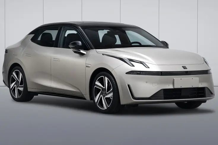 Lynk Co 07 2024 mô hình Em-P 126km Thời gian sử dụng pin dài Chiếc xe mới linh hoạt Giải pháp di chuyển bền vững cho người tiêu dùng đô thị