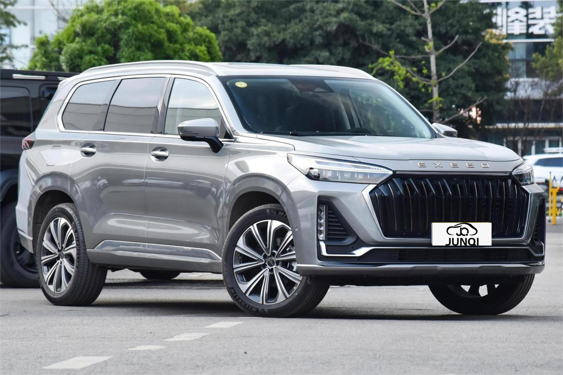 SUV vừa và lớn Xe hơi xăng mới Xe cũ 195km / h Chery Exeed VX SUV