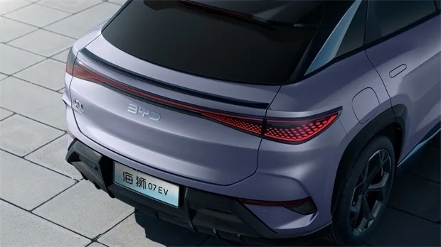 Xe điện BYD sang trọng lái trái BYD Sea Lion 07 EV Sạc nhanh 0,42 giờ