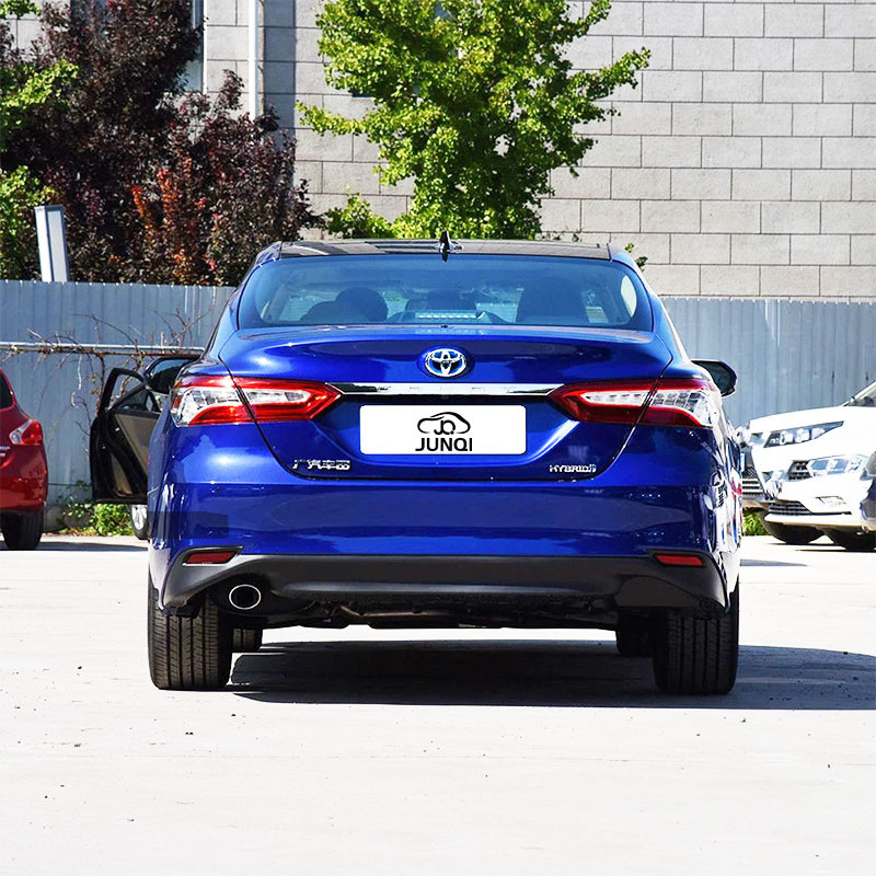Loại năng lượng gas Toyota Camry Hybrid Sedan 8 tốc độ hộp số tự động