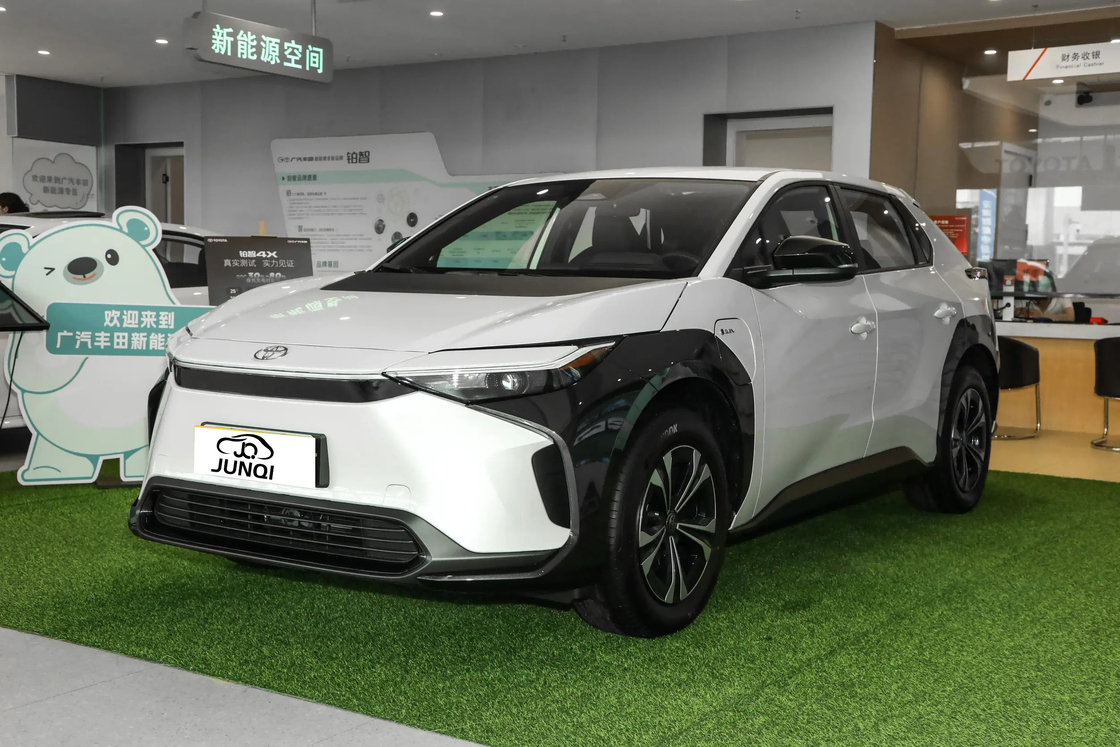 120 mph FWD Toyota Bz4x Xe điện Hatchback SUV cỡ trung bình Pure Electric 204 Hp