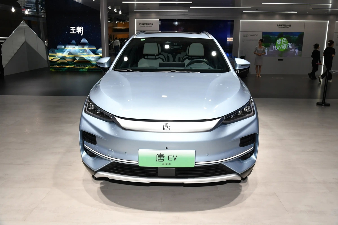 4WD New Energy BYD EV Car 112Km loại độc quyền Tàu chủ lực Byd Tang DM-I