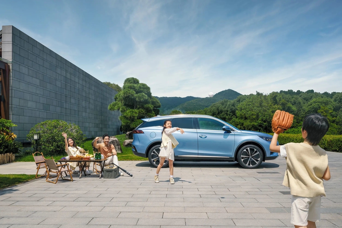 Xe điện BYD Tang EV 185Km / H trái lái Plug In Hybrid SUV