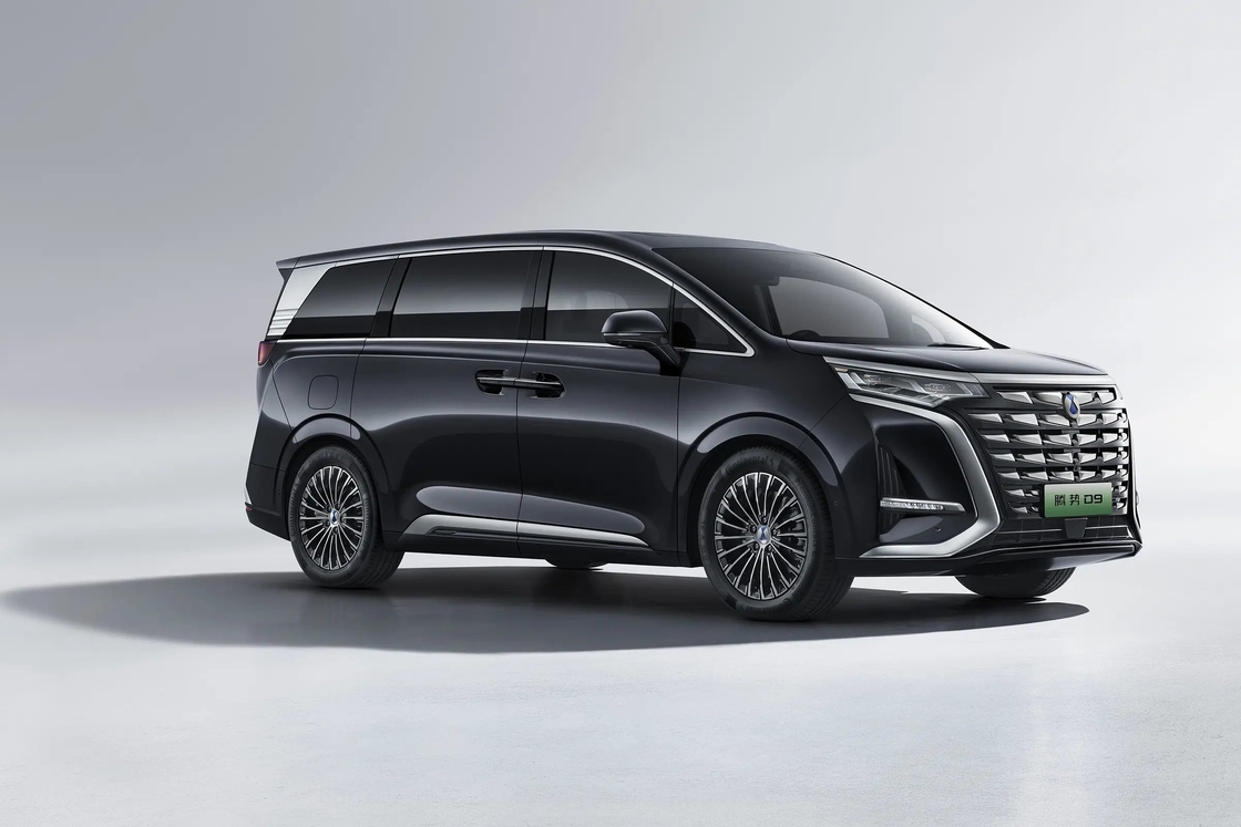 402km BYD Xe điện lái trái 4 cửa 5 chỗ SUV thông minh BYD Denza D9 EV