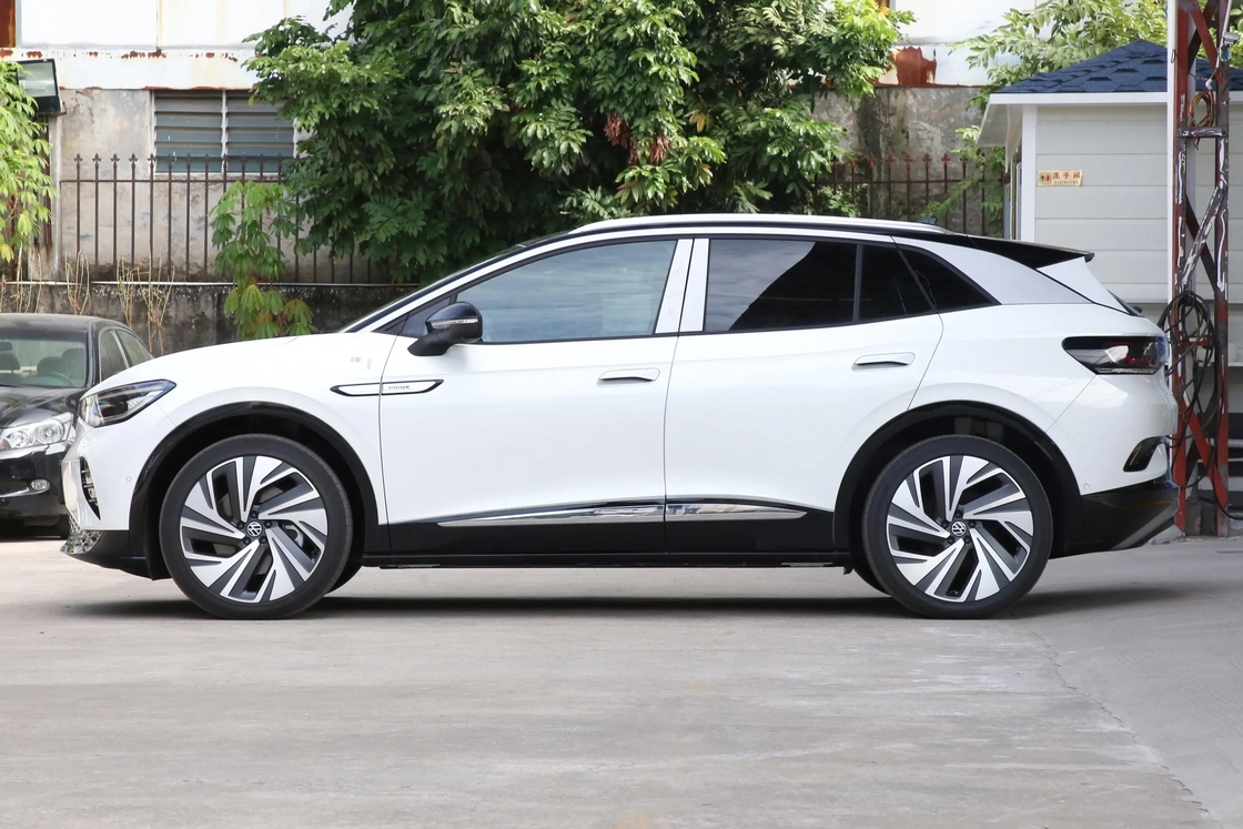 VW Volkswagen ID 4 EV 5 cửa 5 chỗ xe điện Volkswagen SUV cho người lái xe hiện đại