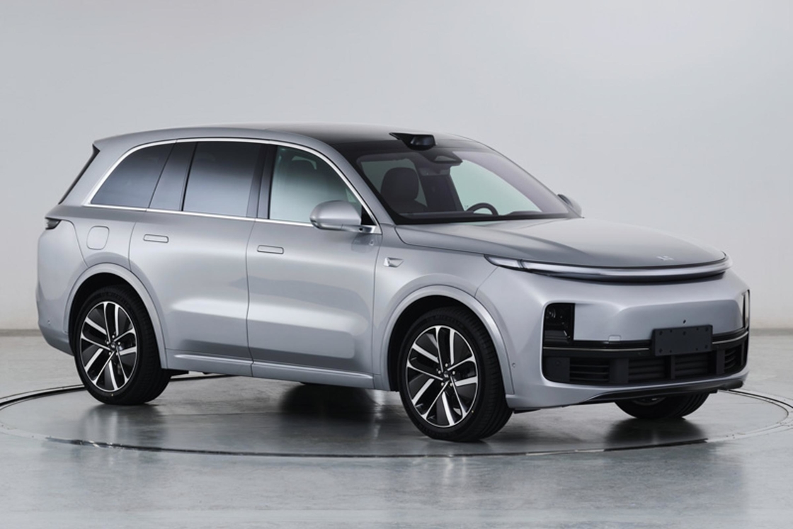 Chiếc xe điện Lixiang hiệu suất cao loại xe sedan xe điện sang trọng phạm vi mở rộng