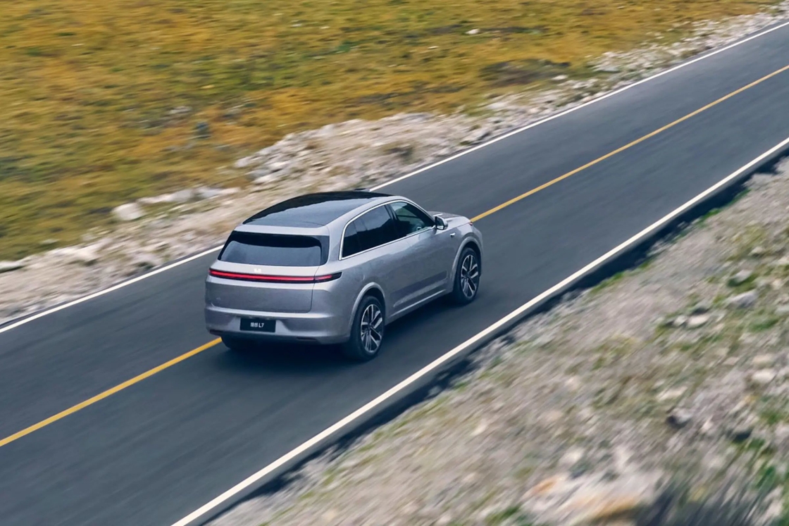 Lixiang L7 Xe điện sang trọng 7 chỗ ngồi 5 cửa Smart Electric SUV Động cơ bánh sau