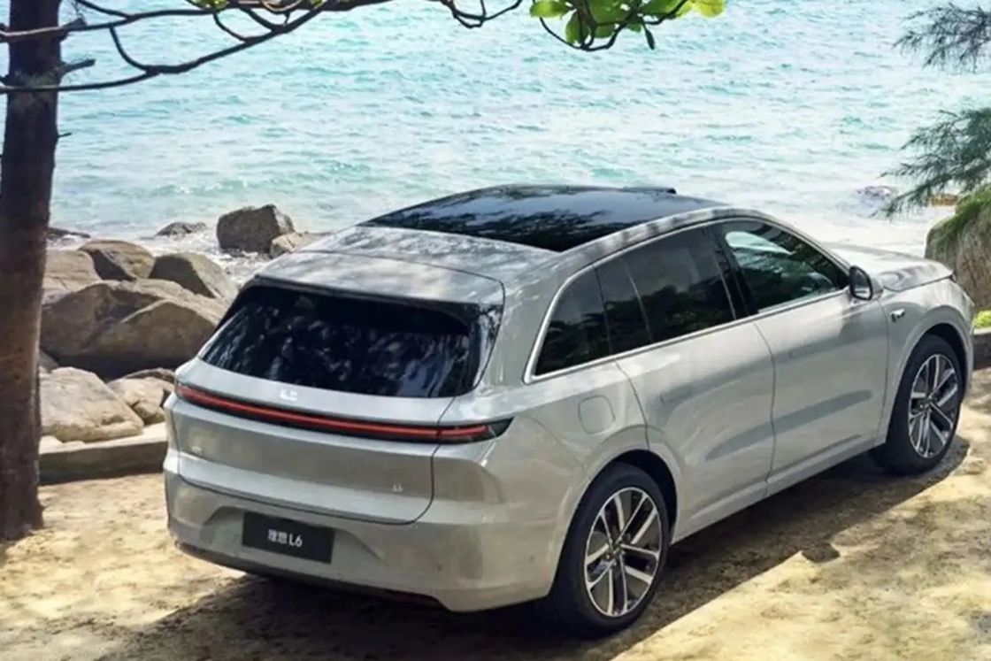 Lixiang Electric Car L6 SUV hiệu suất cao với bộ mở rộng phạm vi 1.5T và phạm vi 1390km cho doanh nghiệp của bạn trên thị trường toàn cầu