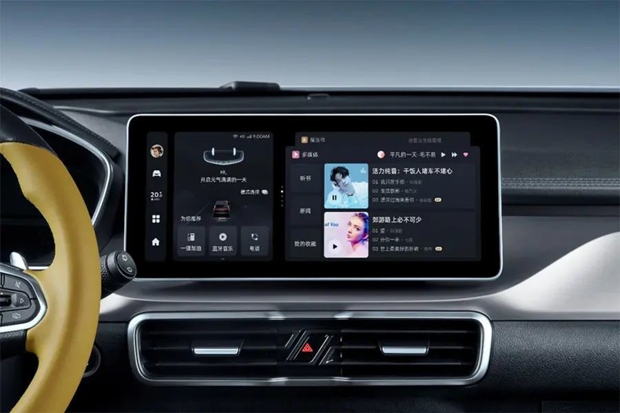 Xe xăng Geely với điều hòa không khí tự động và ghế da để lái xe thoải mái