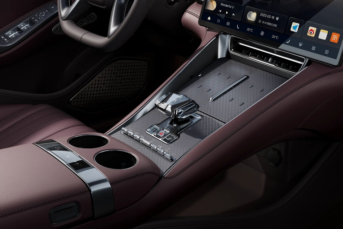 Xe năng lượng mới được sản xuất tại Trung Quốc Byd Denza Z9 Gt 2024 1100 4WD Max Edition