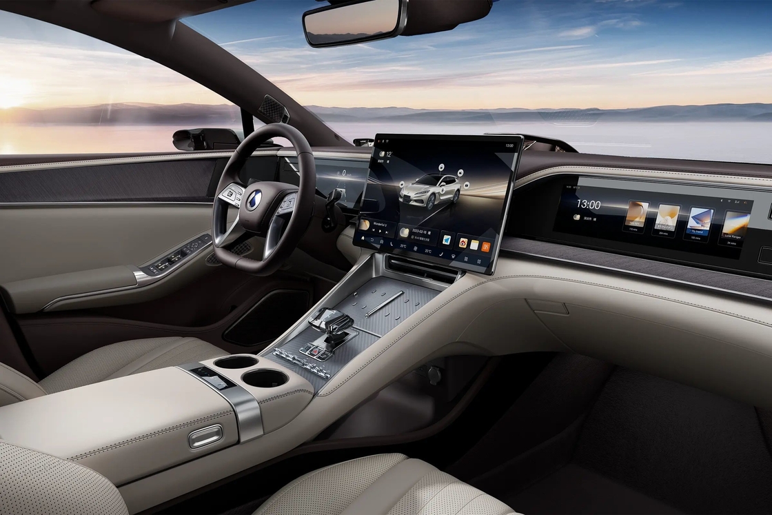 Xe năng lượng mới được sản xuất tại Trung Quốc Byd Denza Z9 Gt 2024 1100 4WD Max Edition