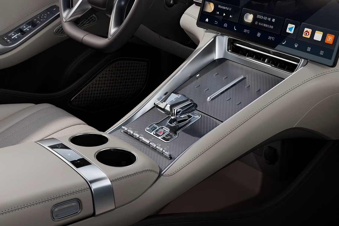 Xe năng lượng mới được sản xuất tại Trung Quốc Byd Denza Z9 Gt 2024 1100 4WD Max Edition