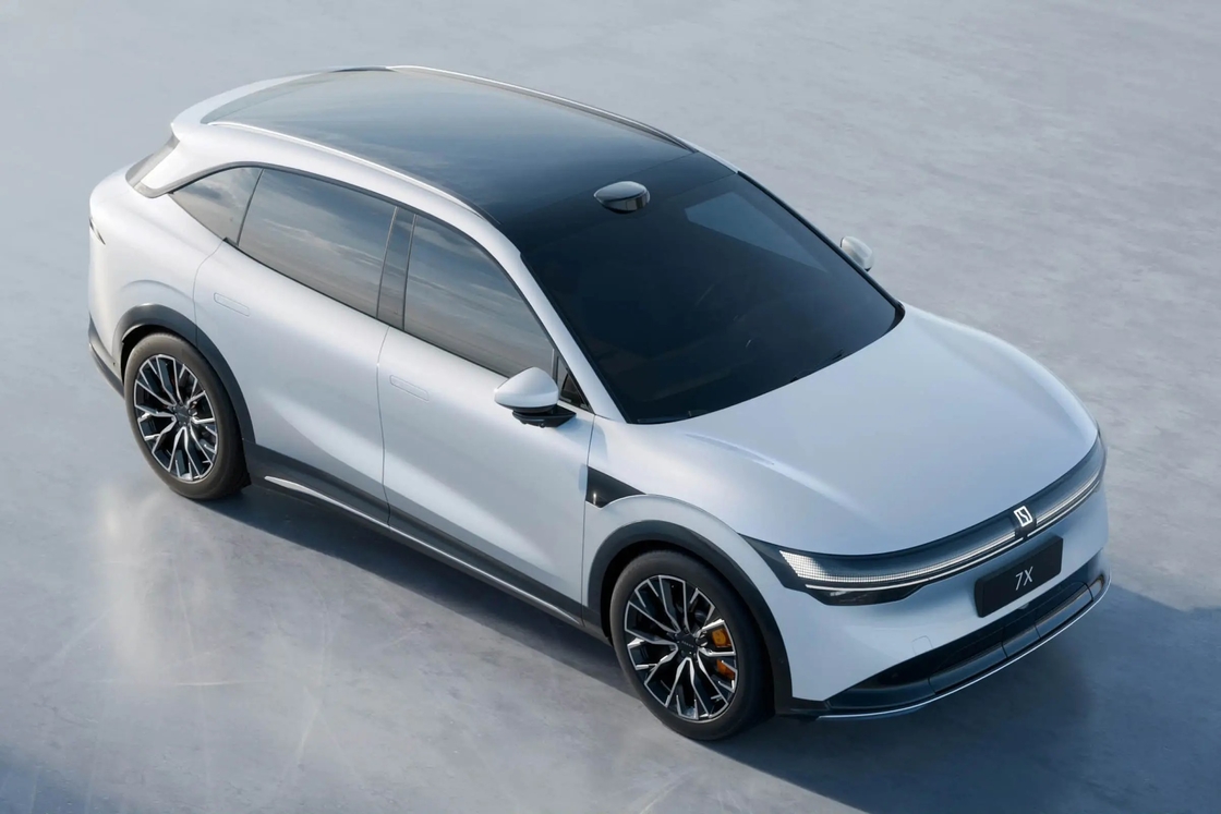 2025 ZEEKR 7X Mô hình mới Điện tinh khiết 2WD / 4WD SUV tầm xa Tốc độ cao 210km / h Xe năng lượng mới
