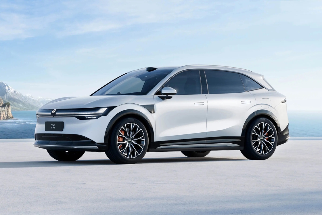 Zeekr 7x 2024 2025 4WD SUV tầm xa điện tinh khiết 210km / h LHD tốc độ cao Mô hình mới ZEEKR 7X Xe năng lượng mới