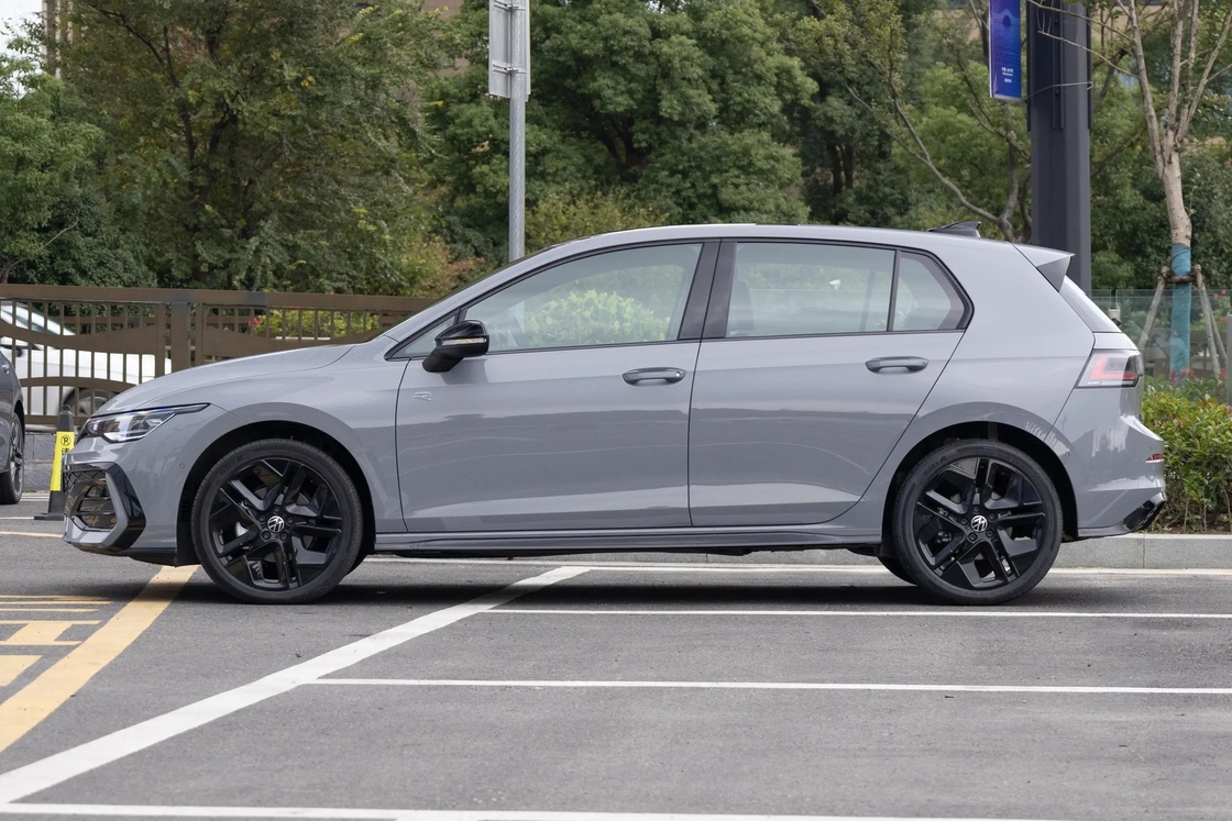 VolkswagenGolf 280 TSI DSG R-Line Lit Gasoline Car Hatchback 2024 VW Golf 1.4T Xe hơi mới xe hơi nhỏ xăng