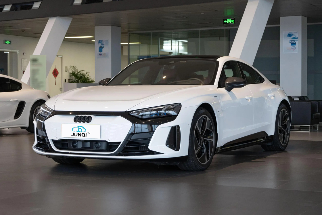 2024 Audi Q4 Etron Q5 Etron RS Etron Etron Gt Xe điện 4 bánh SUV EV Xe hơi cho người lớn Xe sử dụng mới Tốc độ cao Xe năng lượng mới Xe điện Xe điện