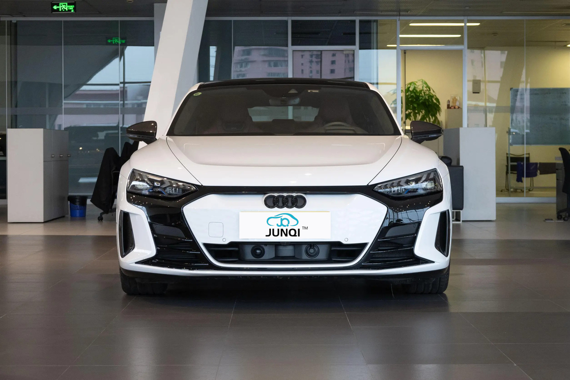 2024 Audi Q4 Etron Q5 Etron RS Etron Etron Gt Xe điện 4 bánh SUV EV Xe hơi cho người lớn Xe sử dụng mới Tốc độ cao Xe năng lượng mới Xe điện Xe điện