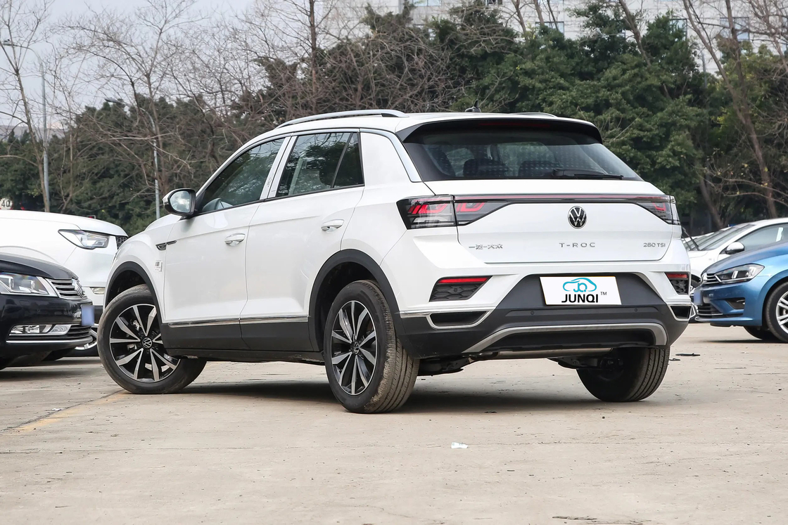 VOLKSWAGEN T-ROC 2024 2025 300TSI DSG 2WD STARLIGHT GASOLINE Mới SUV nhỏ gọn giá rẻ xe xăng sản xuất tại Trung Quốc trong kho VW TROC