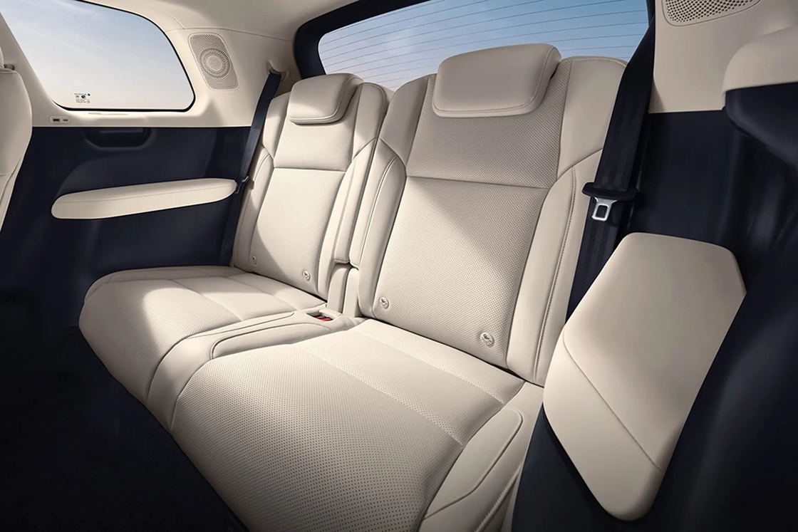 Leapmotor Electric Car Extended Range 200 Edition 3 hàng 6 chỗ ngồi cho việc sử dụng không gian lớn